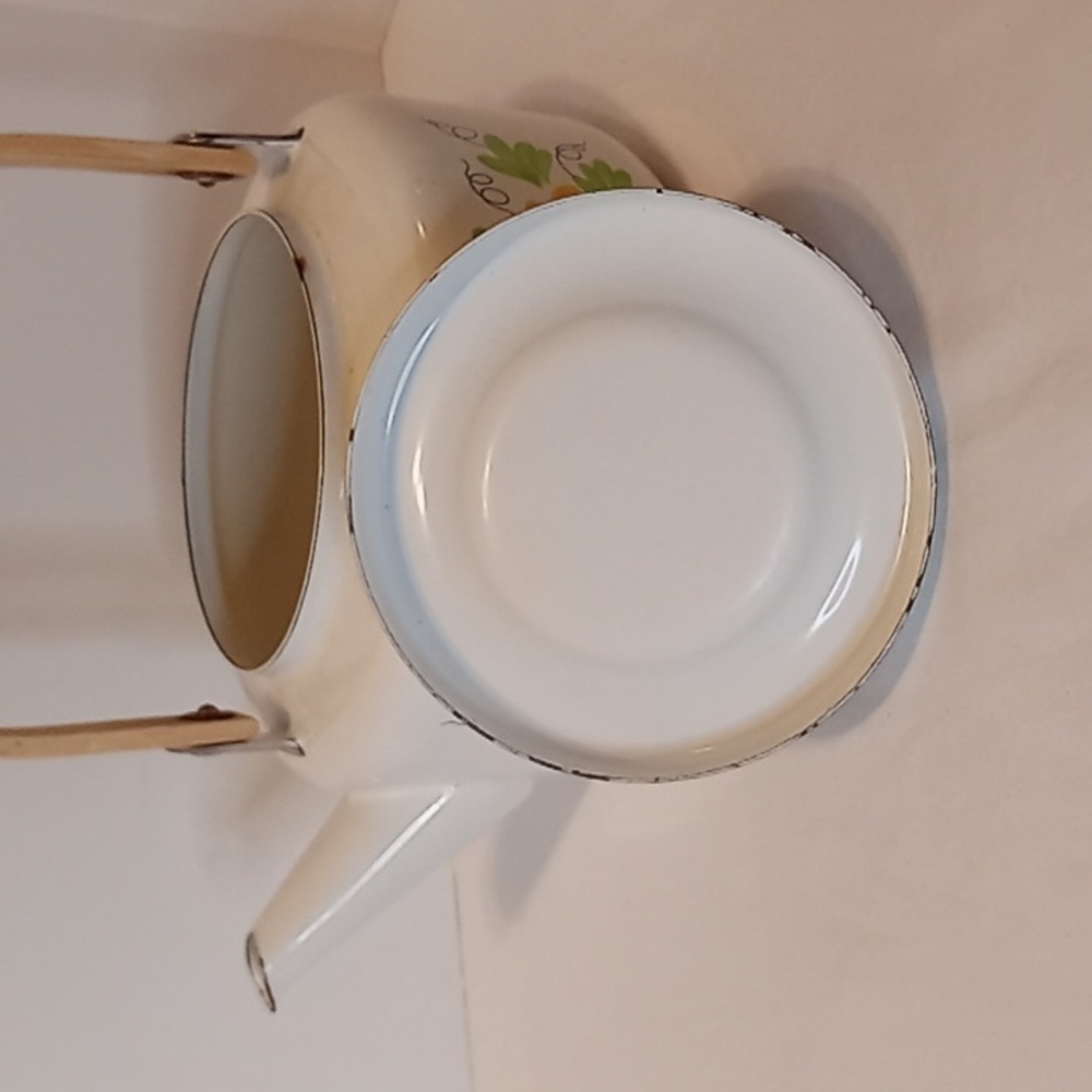 Vintage Floral MCM White Enamel And Wood Teapot/Kettle - Picture 7 of 12
